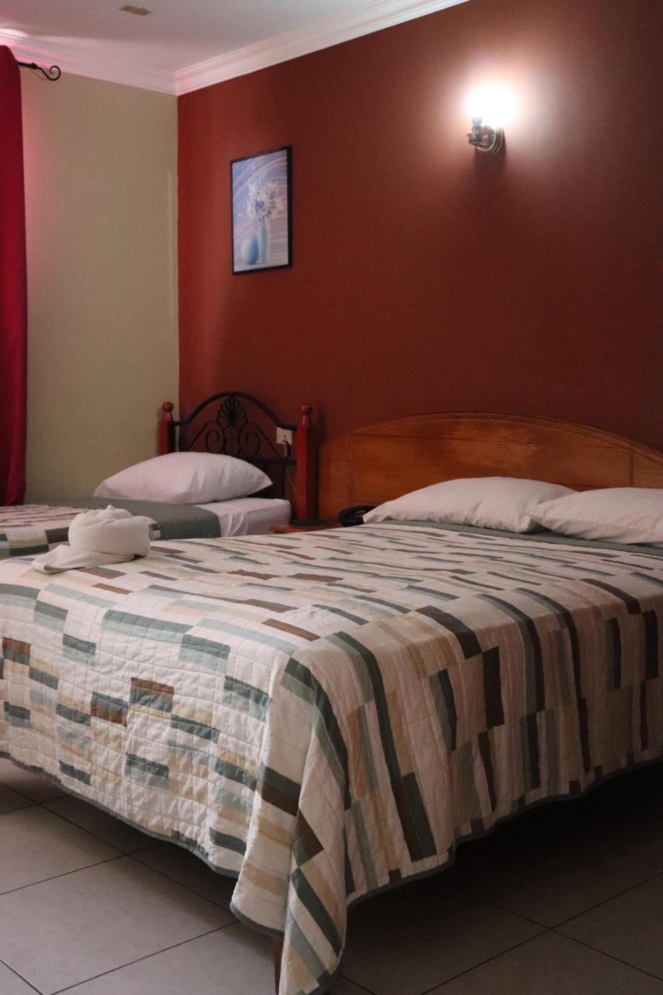Hotel Toledo ديفيد المظهر الخارجي الصورة